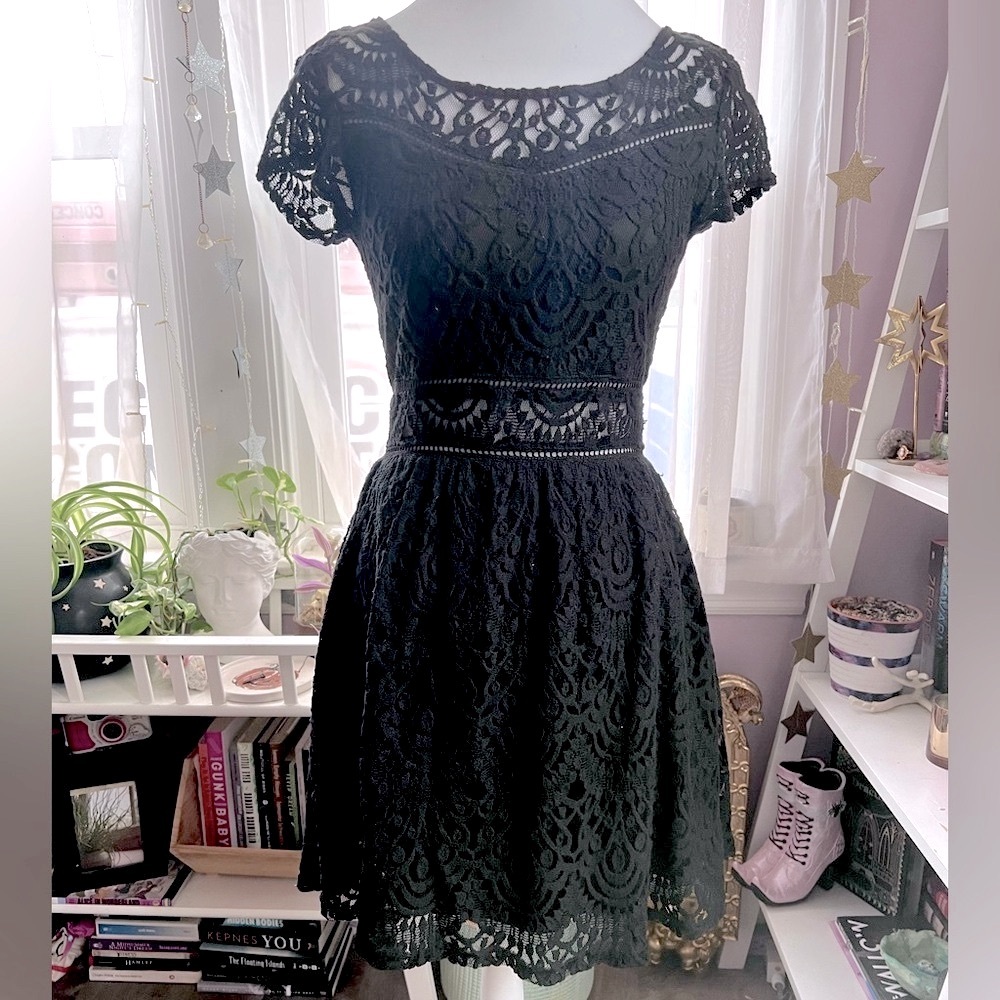 H&M Black Lace Cut Away Waist Mini Dress